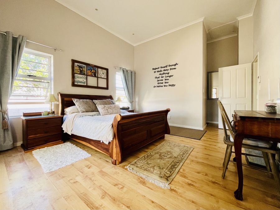 3 Bedroom Property for Sale in Sandbaai Western Cape